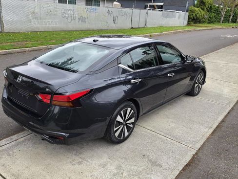 Used 2020 Nissan Altima 2.5 SL image 5