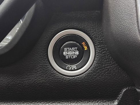 Used 2021 RAM 2500 Big Horn image 23