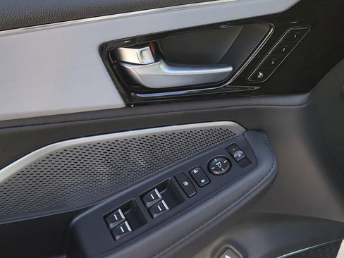 New 2026 Acura MDX SH-AWD image 17