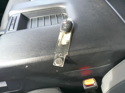 Used 2019 Toyota Tundra SR5 image 36