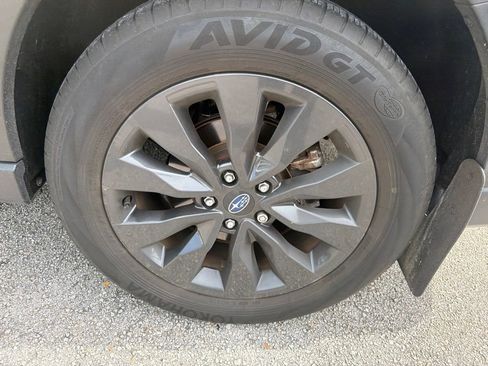 Used 2024 Subaru Outback Onyx Edition XT AWD/4WD image 8