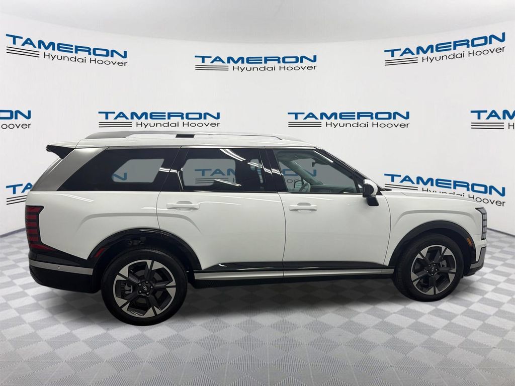 Certified 2026 Hyundai Palisade Limited FWD image 6
