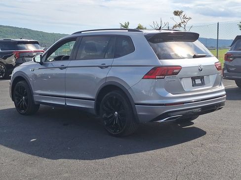 Used 2021 Volkswagen Tiguan SE R-Line AWD/4WD image 4