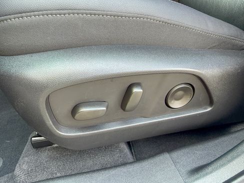 Certified 2026 Chevrolet Equinox LT w/ Convenience Package II FWD image 16