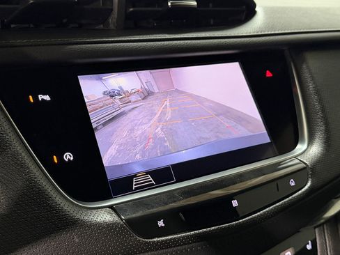 Used 2020 Cadillac XT5 Premium Luxury AWD/4WD image 30