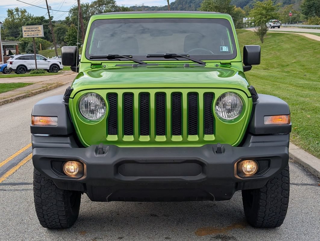 Used 2018 Jeep Wrangler Sport AWD/4WD image 12