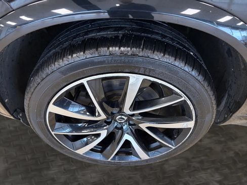 Used 2021 Volvo XC90 T6 Momentum w/ Advanced Package AWD/4WD image 38