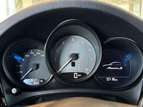 Used 2022 Porsche Macan S AWD/4WD image 28