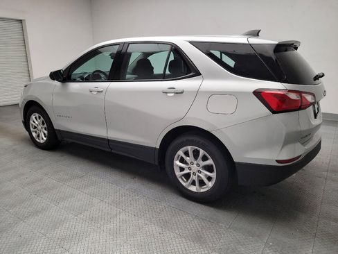 Used 2019 Chevrolet Equinox LS FWD image 3