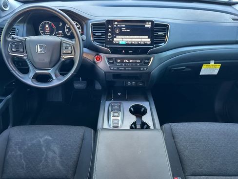 Used 2024 Honda Ridgeline Sport image 14