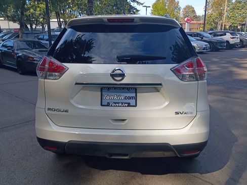 Used 2015 Nissan Rogue SV w/ SV Premium Package AWD/4WD image 5