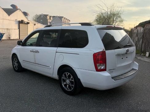 Used 2014 Kia Sedona EX w/ Luxury Package FWD image 5