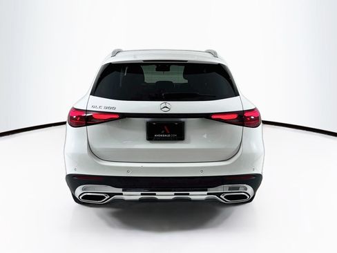 Certified 2024 Mercedes-Benz GLC 300 image 7