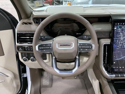 New 2026 GMC Yukon Denali w/ Sun & Power Step Package image 11