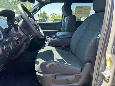 New 2026 RAM 3500 Tradesman AWD/4WD image 21