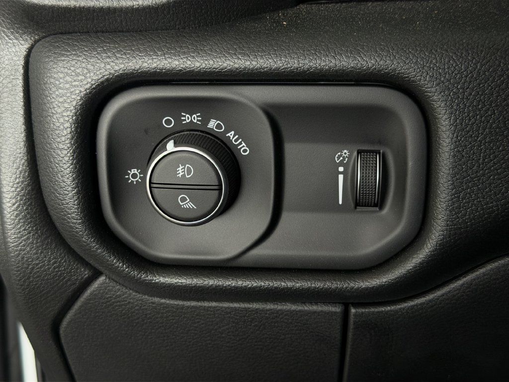 Used 2026 RAM 2500 Tradesman AWD/4WD image 24