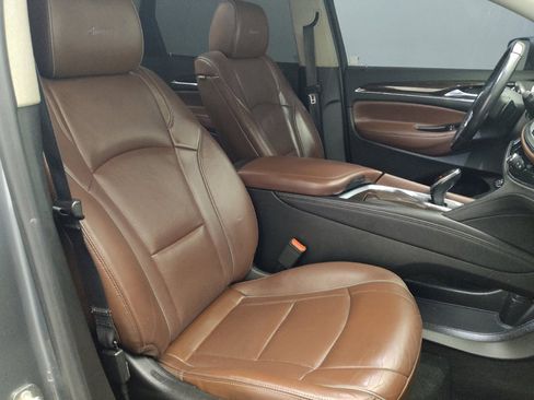 Used 2018 Buick Enclave Avenir w/ Avenir Technology Package image 21