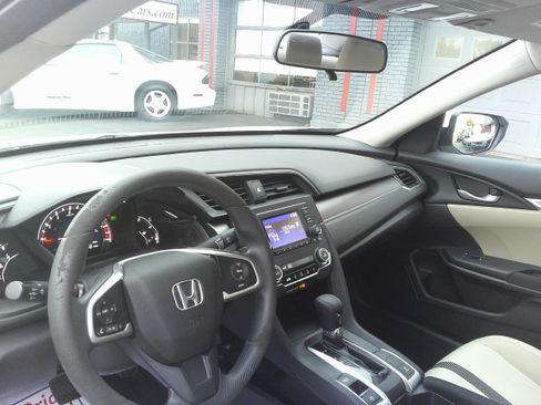 Used 2016 Honda Civic LX image 18