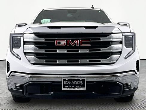 Used 2024 GMC Sierra 1500 SLE AWD/4WD image 2