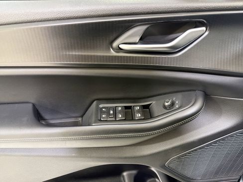 Used 2023 Jeep Grand Cherokee L Laredo image 12