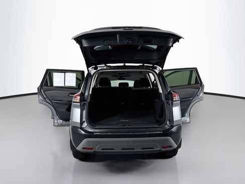 Used 2023 Nissan Rogue SV AWD/4WD image 18