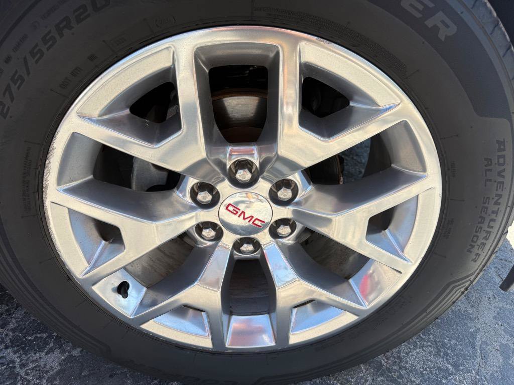 Used 2017 GMC Yukon SLT w/ Open Road Package RWD image 16