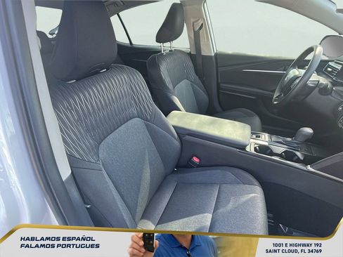 Used 2025 Toyota Camry LE image 33