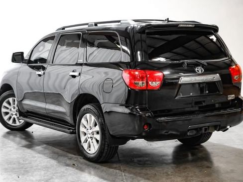 Used 2015 Toyota Sequoia Platinum image 13