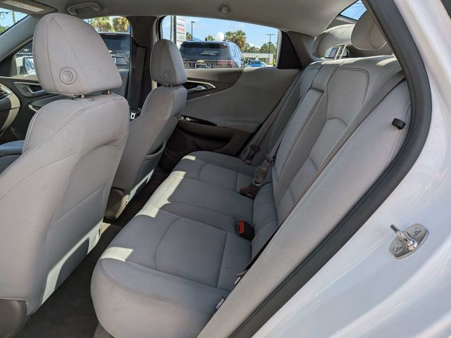 Used 2025 Chevrolet Malibu LT FWD image 14