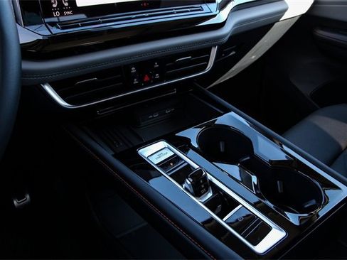 New 2026 Volkswagen Atlas Peak Edition image 23