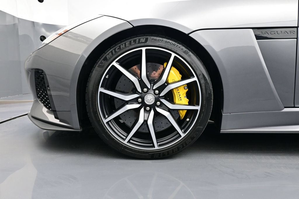 Used 2017 Jaguar F-TYPE SVR AWD/4WD image 6