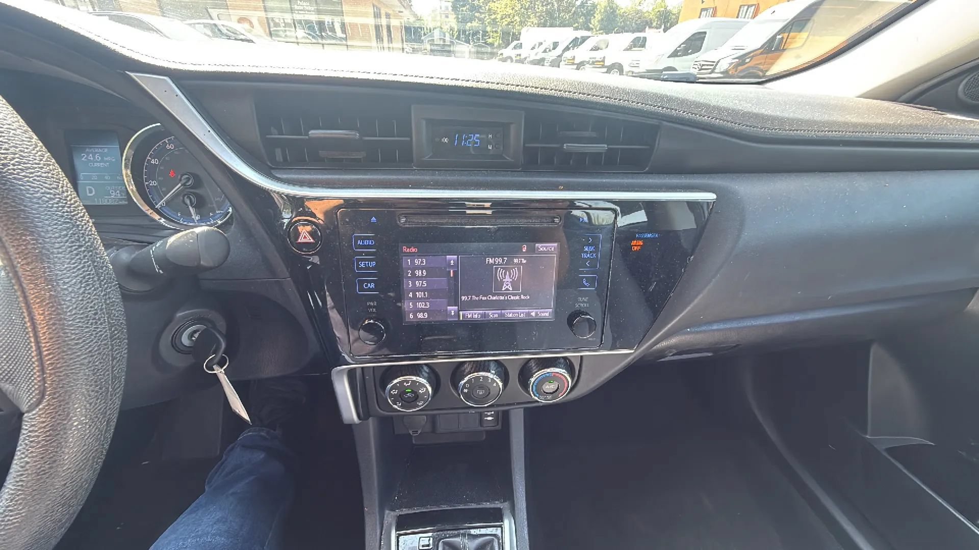 Used 2019 Toyota Corolla L FWD image 13
