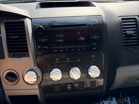 Used 2013 Toyota Tundra 4x4 Double Cab w/ Tow Pkg image 20