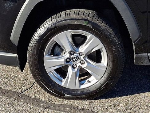 Used 2023 Toyota RAV4 XLE image 29