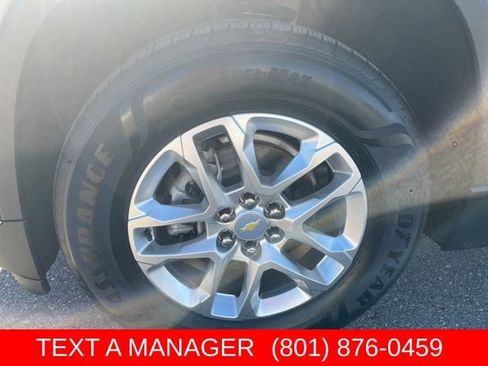Used 2021 Chevrolet Traverse LT AWD/4WD image 9