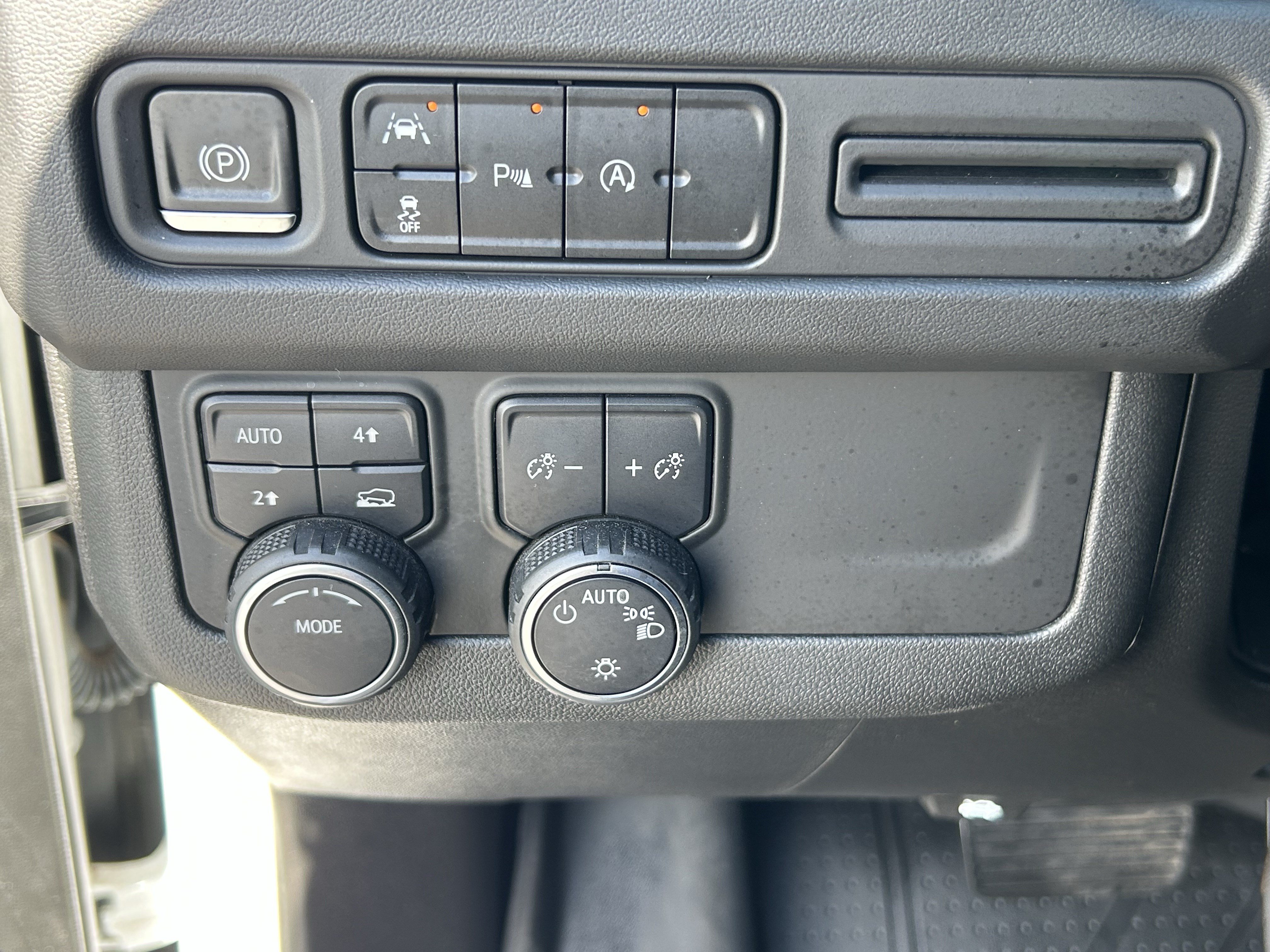 Used 2023 Chevrolet Tahoe LS AWD/4WD image 21