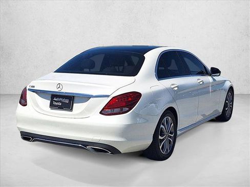 Used 2018 Mercedes-Benz C 300 Sedan image 5