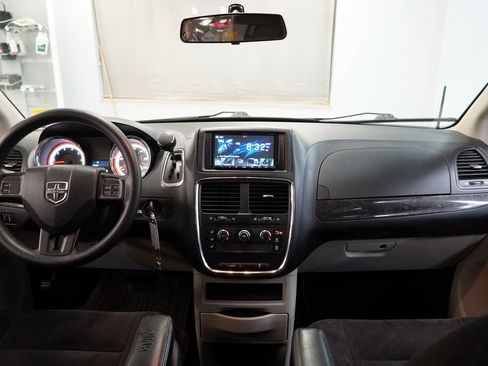 Used 2014 Dodge Grand Caravan American Value Package image 17