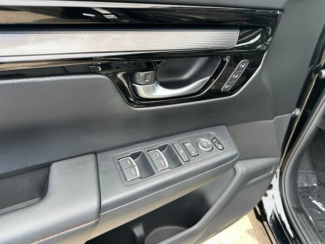 Used 2024 Honda CR-V Sport Touring image 19