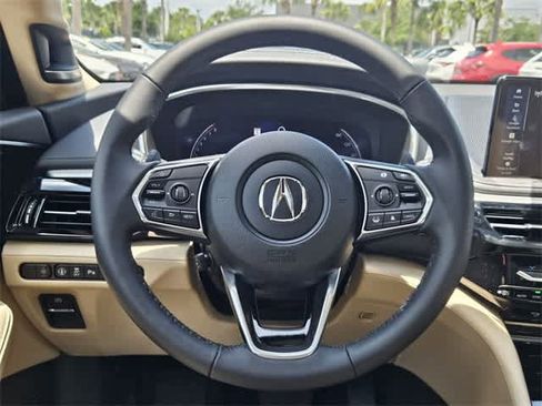 Used 2025 Acura MDX FWD w/ Technology Package image 25