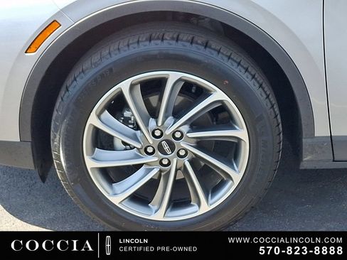 Certified 2023 Lincoln Corsair AWD w/ Equipment Group 101A image 8