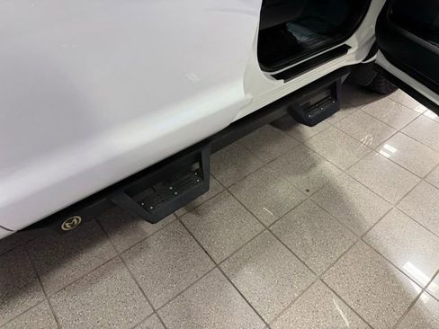 Used 2016 Toyota Tundra SR5 w/ TRD Off Road Package image 26