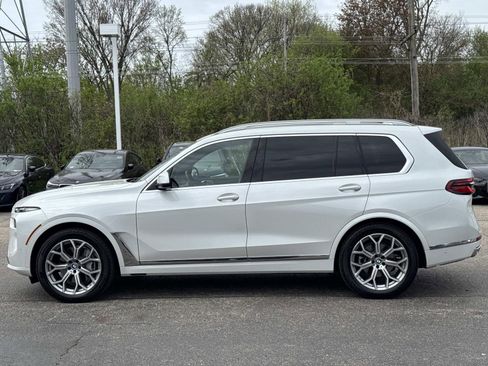 Used 2026 BMW X7 xDrive40i AWD/4WD image 8