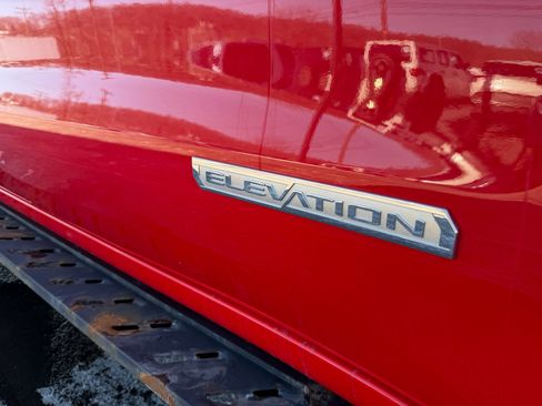 Used 2022 GMC Sierra 1500 Elevation image 11