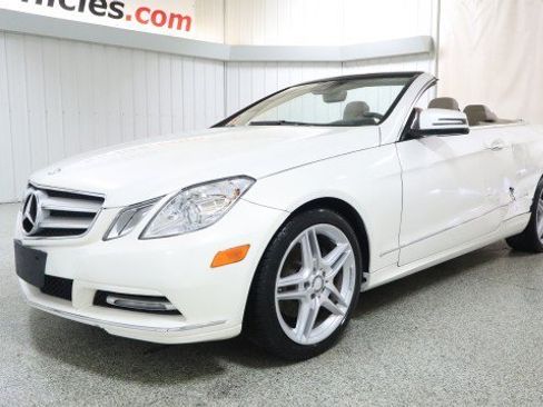 Used 2013 Mercedes-Benz E 350 Cabriolet image 2