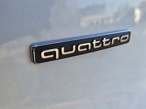 New 2025 Audi Q5 Premium image 59