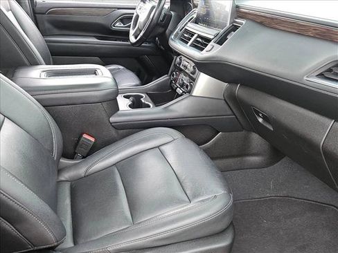 Used 2021 Chevrolet Tahoe Z71 w/ Luxury Package image 22