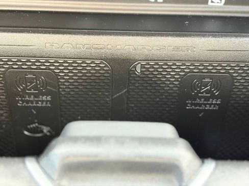 Used 2025 RAM 1500 Laramie w/ Night Edition AWD/4WD image 39