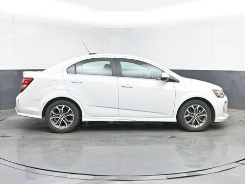 Used 2017 Chevrolet Sonic LT w/ Convenience Package FWD image 15