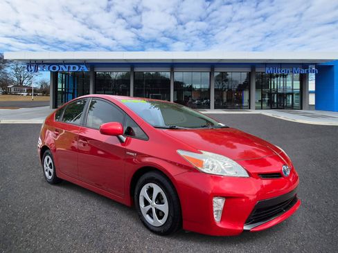 Used 2012 Toyota Prius Three FWD image 1